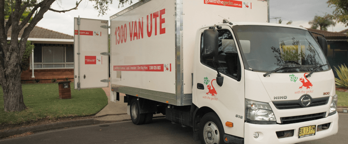 Cheap truck hot sale hire